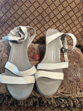CROCS Women's Light Beige Wedge Sandals
